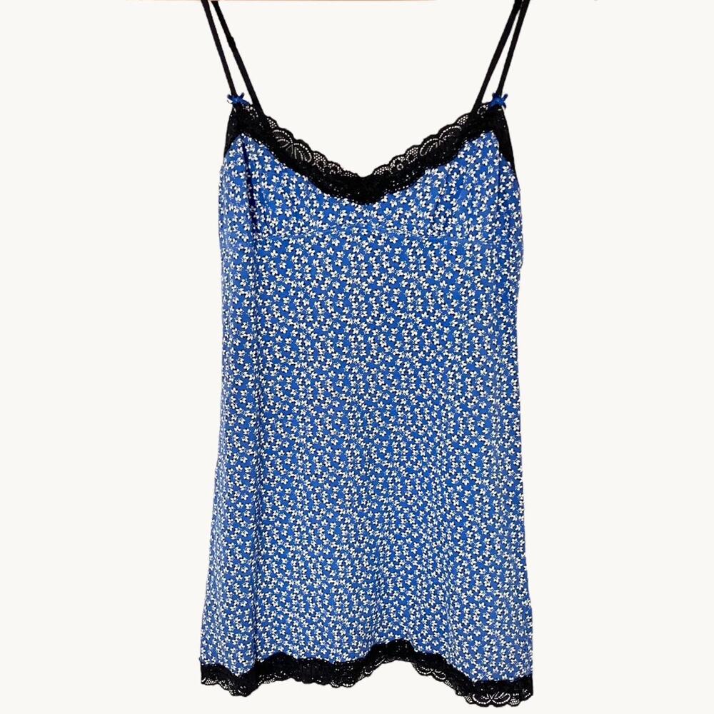 Blue and white floral